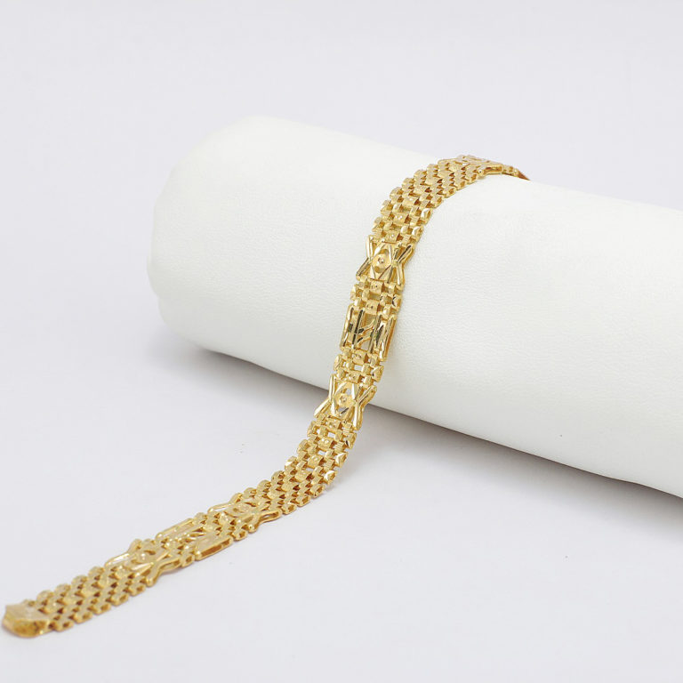 Gold Bracelet – Lagu Bandhu